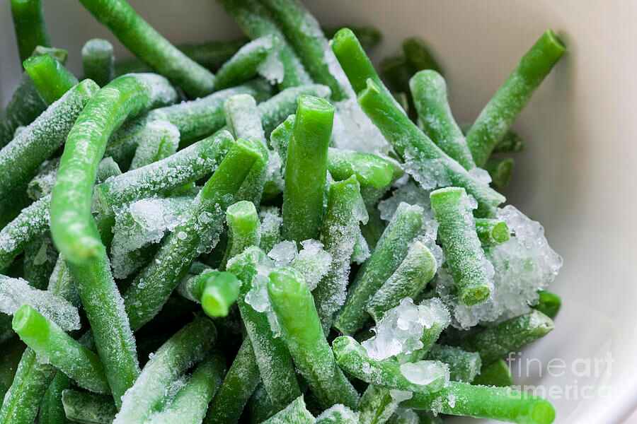 Frozen beans with ice crystals ami siano